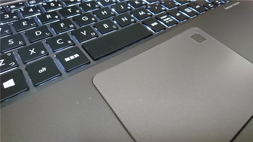 Windows10搭載ノートパソコンのタッチパッドの使い方 Zenbook Flip使用 トムとロイド Tom And Roid