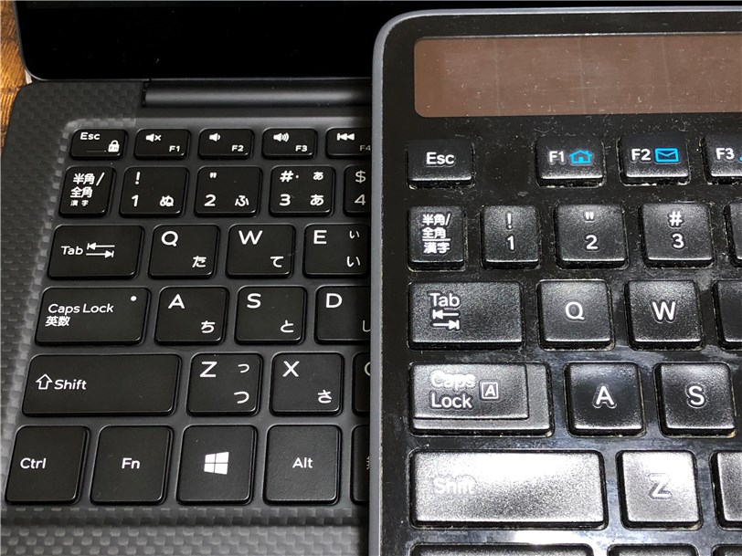DELL New XPS 13とLogicool K750のキーボードのサイズ